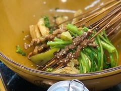 -上上签·冷锅串串(六灌路店)