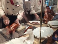 金牌片皮鸭-亢龙太子酒轩(东湖店)