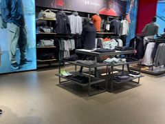 -LuOne凯德晶萃广场(徐家汇路店)