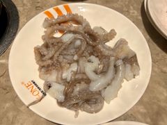 鲜活章鱼-V-ONE西雅图海鲜自助餐厅(仓山万达广场店)