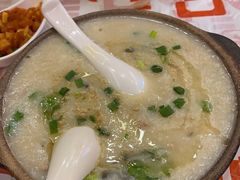 -威记烧嘢·南宁烧烤·超级生牛(绿地店)