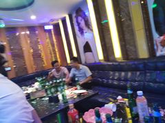 -美好时光量贩欢唱城(汇金商贸城店)