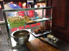 -小陈方酥锅盔(古城总店)