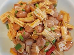 -红樱桃·欢乐餐厅(太原里店)