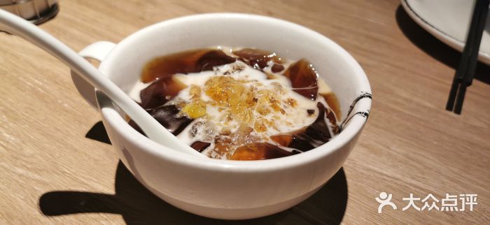 太二酸菜鱼(江门汇悦城店)情人桃胶冰粉图片