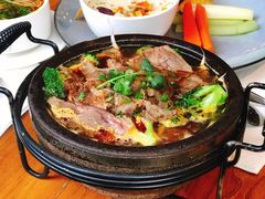 热石锅小牛排骨汤面-Moka Bros 摩卡站(嘉华店)