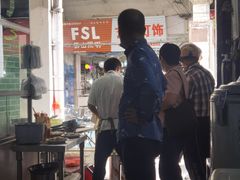 -河记肠粉店