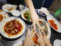 -南海底小海鲜·湘菜(鲁巷吴家湾店)