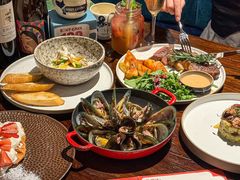 -Brut Eatery Wine Bar & Restaurant (建国东路店)