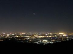 -鬼笑石后山停车场