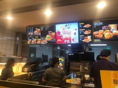 -麦当劳(长江西路得来速店)