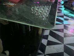 -温莎KTV(珠江路店)