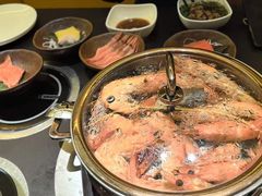 -钱小奴海鲜自助黑金店(杭州滨江龙湖店)