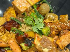 -醉人椒麻辣香锅(王府井喜悦店)
