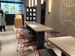 -麦当劳(台州路桥DT店)