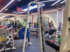 -英派斯健身旗舰店(海信国际中心馆)