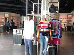 -Gucci(首创奥特莱斯店)