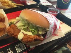 -FATBURGER 特富客汉堡(外交公寓店)