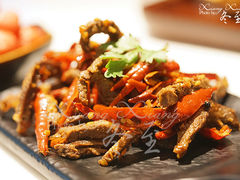 秘制牛肉丝-蒙小妹骨汤饭.米线(新光路店)