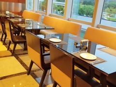 -大中华希尔顿酒店-念自助餐·嗨啤·小龙虾