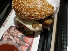 -The Habit Burger Grill 哈比特汉堡(爱琴海店)