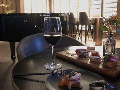 -wineapp葡萄酒餐吧(外滩金融中心店)