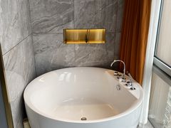 -Ting无边际江景酒店(重庆解放碑云端之眼店)