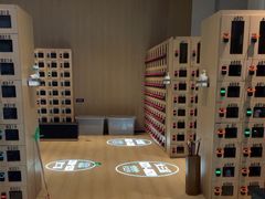 -涨巢·潮玩水疗局