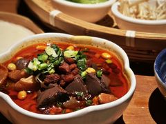 -包整·丝娃娃(甲秀楼景观店)