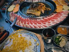-哈哈碳都·牛肋条无限自助烤肉(台江万达店)