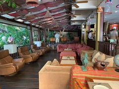 大堂-卷心菜和避孕套餐厅(Pattaya)