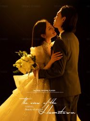 -黑马婚纱摄影