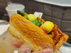 延边风味芝芝板烧鸡腿堡-麦当劳(壹购广场店)