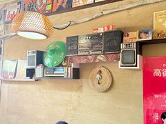 -蜗牛小馆醉乡民谣云南菜(惠新西里店)