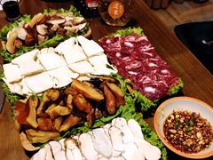 -云朵石锅鱼·野生菌餐厅(蒗放店)