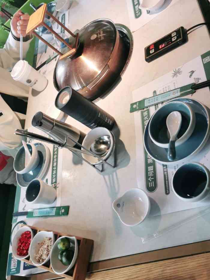 三个椰子原生态椰子鸡蒙自南湖荟店