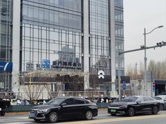 -蔚来中心(北京中关村店)