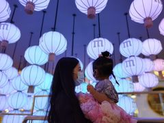 -m豆巧克力世界(上海世茂广场店)