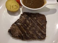 梅花猪排-斗牛士牛排餐厅(嘉里汇店)
