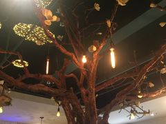 大堂-梧桐树下(云锦世家店)