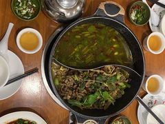 -榕江牛瘪牛肉火锅