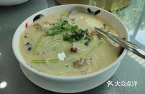 Radish Thread Pufferfish Bone and Pork Ribs Soup
