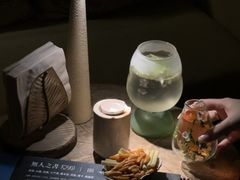 -Shift cocktail bar鸡尾酒吧