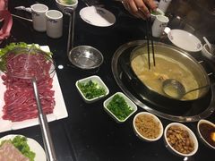 -丫丫汤膳打边炉(宏府408坊店)