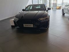 -深圳锦龙奥迪4S店(前海店)