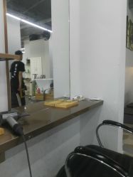 -茶发Salon·烫发染发理发