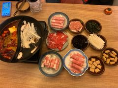 -九元重庆火锅(柳巷店)