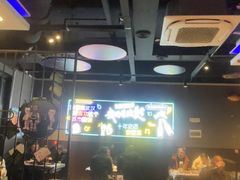 -老街烧烤大排档·地道湖北菜·龙虾馆(汉口火车站店)