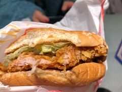 麦辣鸡腿堡-麦当劳(中山公园龙之梦店)