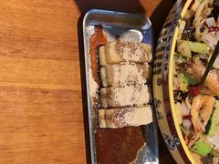 -休记光头香辣蟹干锅(绵竹店)